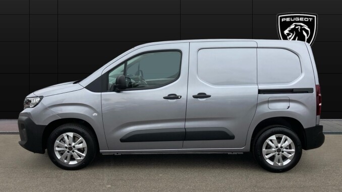 Peugeot Partner M Diesel 1.5 BlueHDi 100 Professional Plus Van - Image 4